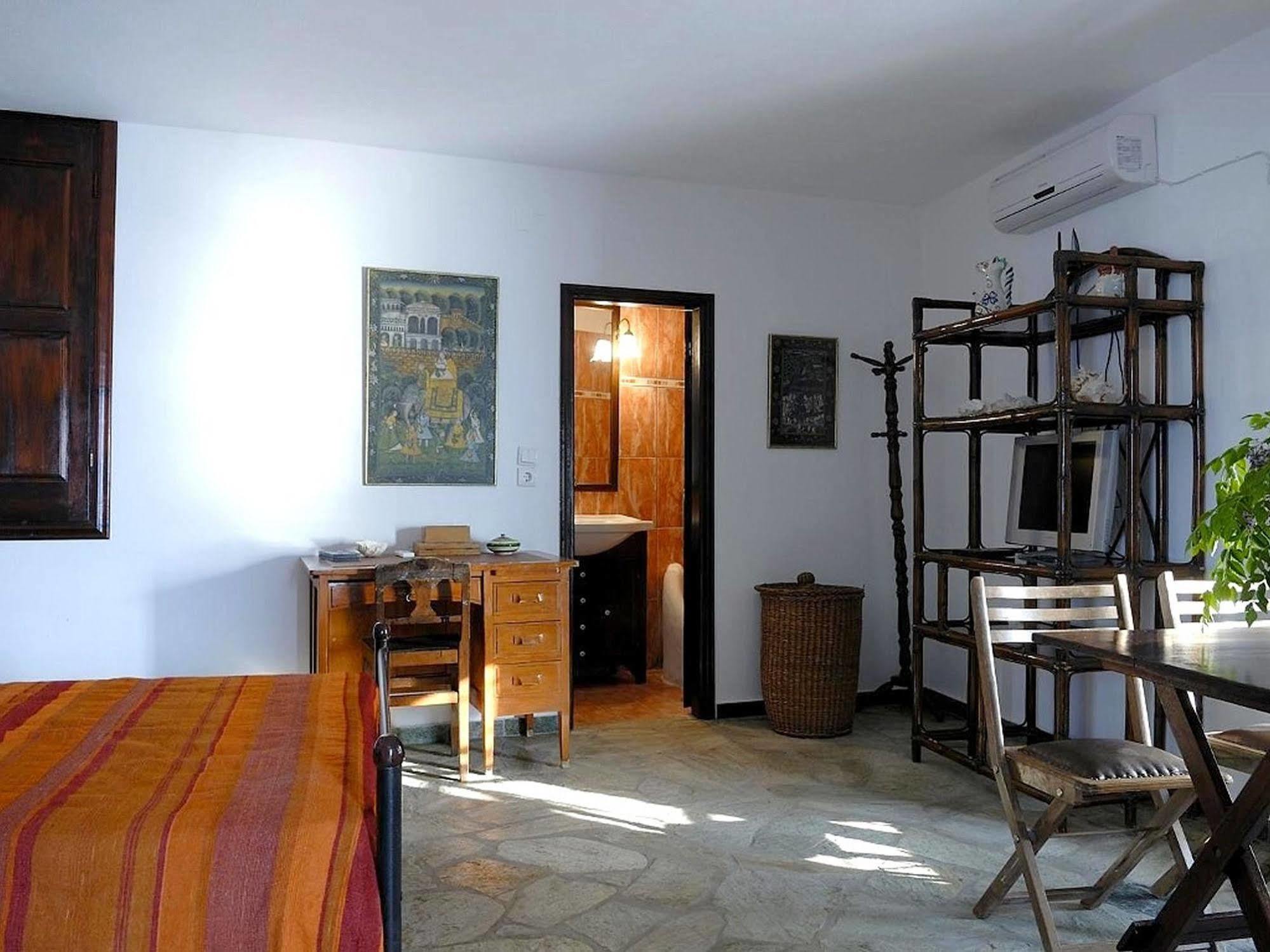 Villa Castello Đảo Hydra Ngoại thất bức ảnh