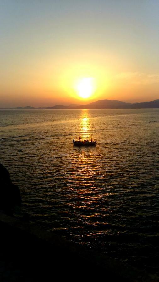 Villa Castello Đảo Hydra Ngoại thất bức ảnh